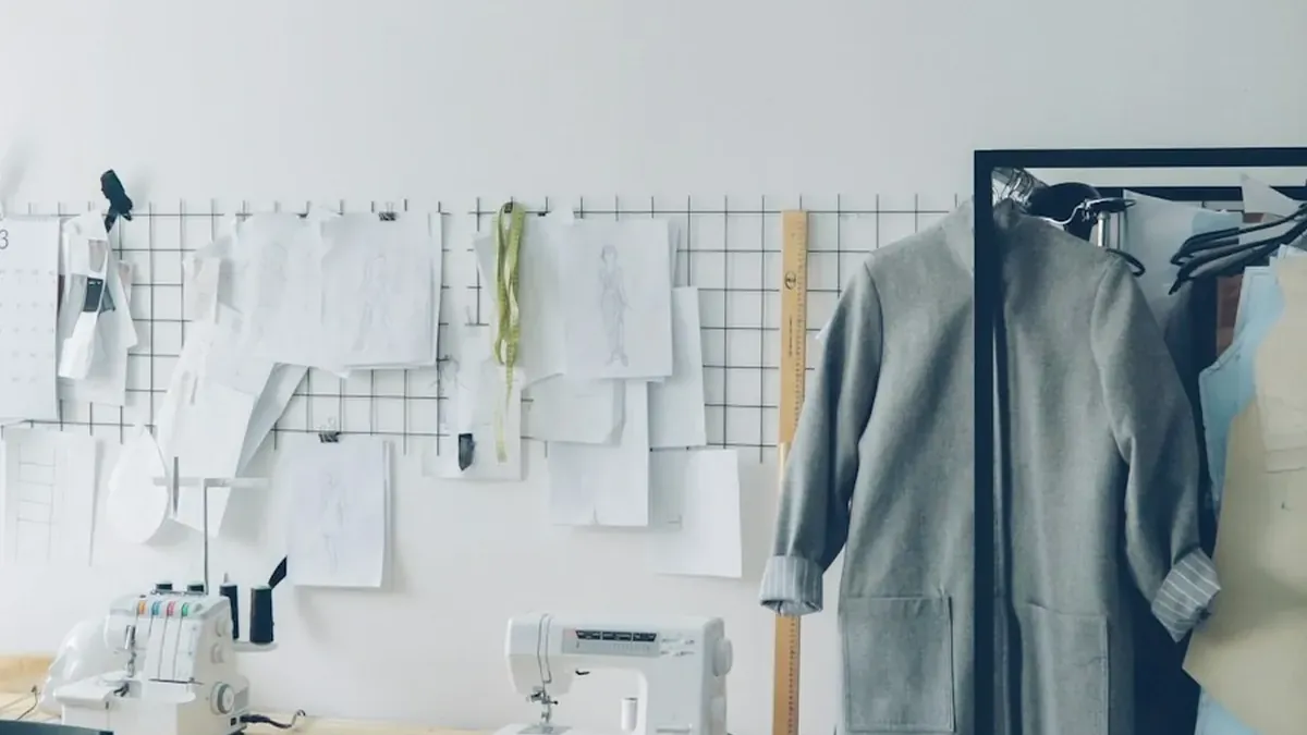 Clothing Sample Development planning and sourcing reference