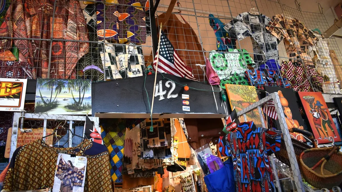 Custom Graphic T-Shirt Manufacturer planning and sourcing reference