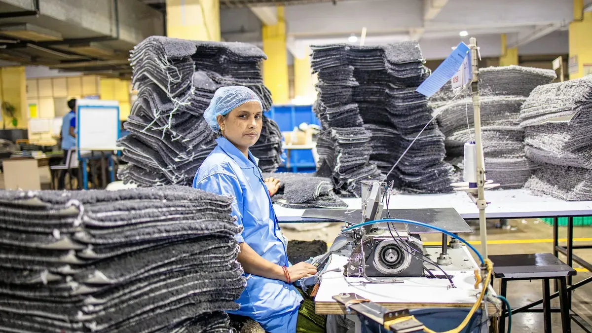 Custom Hat Manufacturer planning and sourcing reference