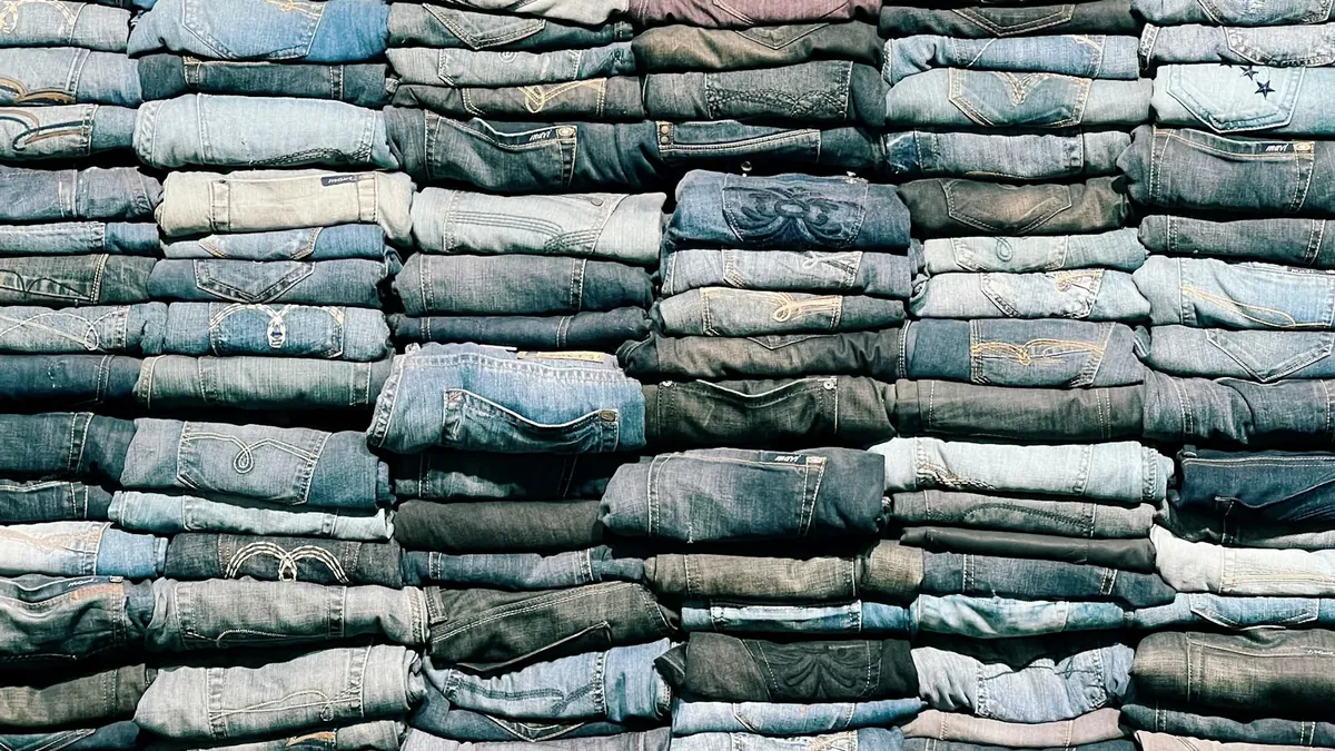 Custom Jeans Manufacturer planning and sourcing reference