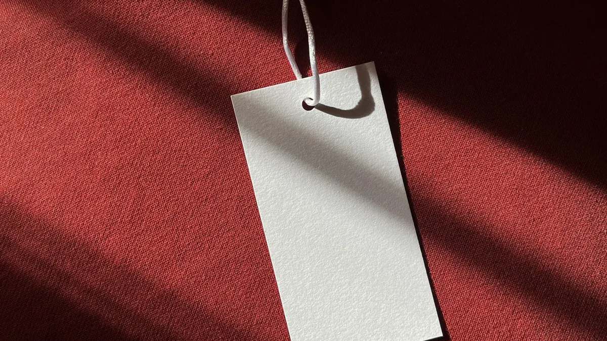 How to Start a Private Label Clothing Line: Step-by-Step